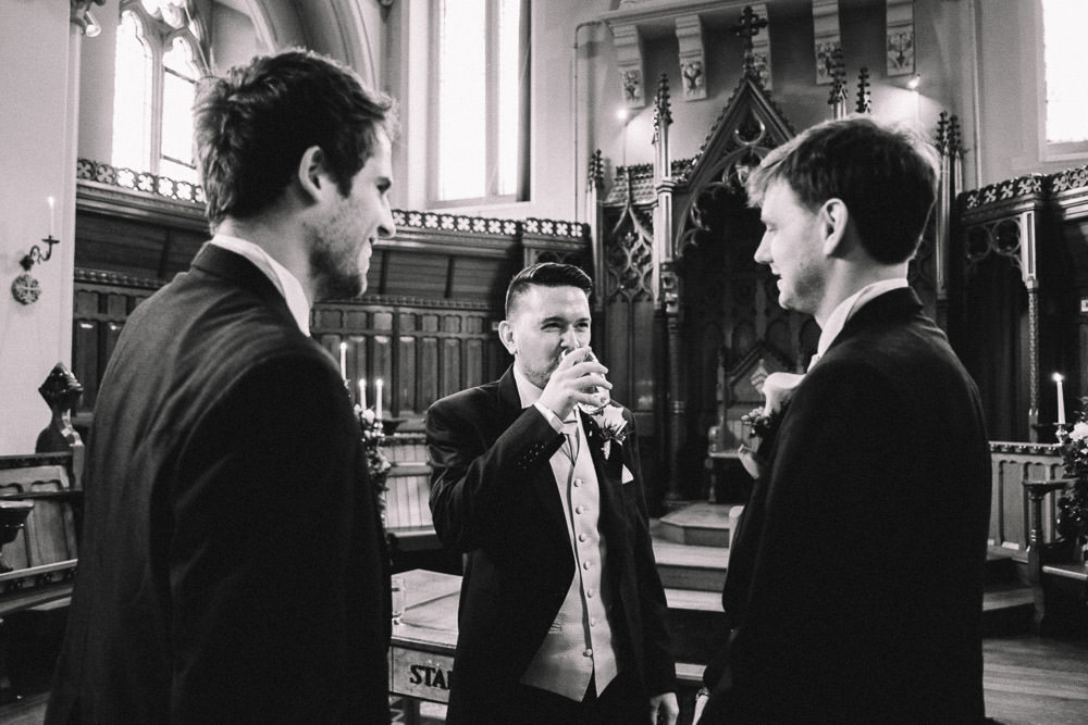MILES VICTORIA DOCUMENTARY WEDDING PHOTOGRAPHY WORCESTER STANBROOK ABBEY 26